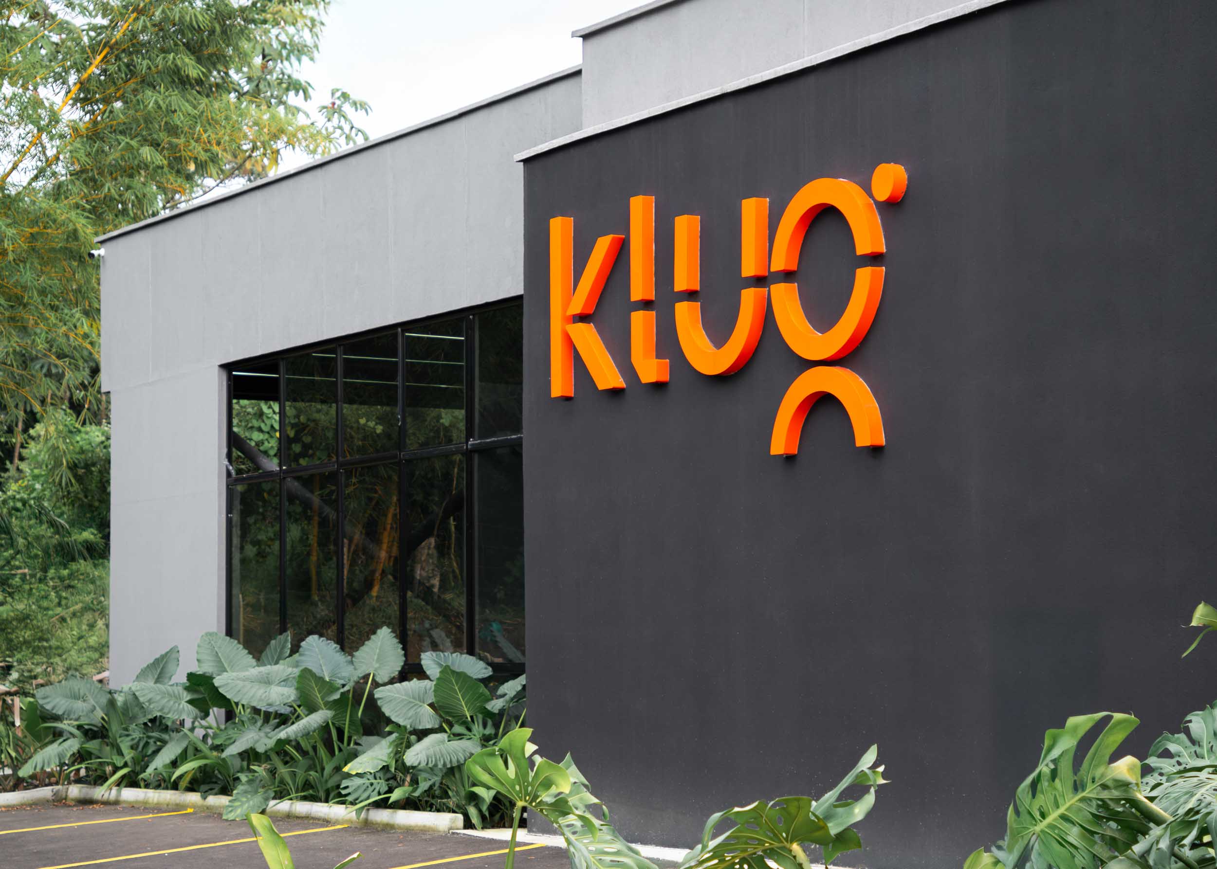 Klug Lava Autos